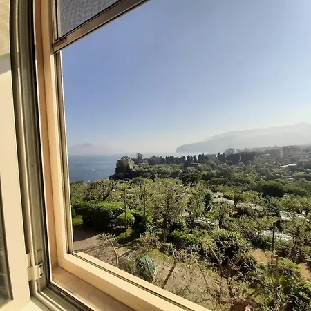 Sorrento Tower Apartment Exterior photo